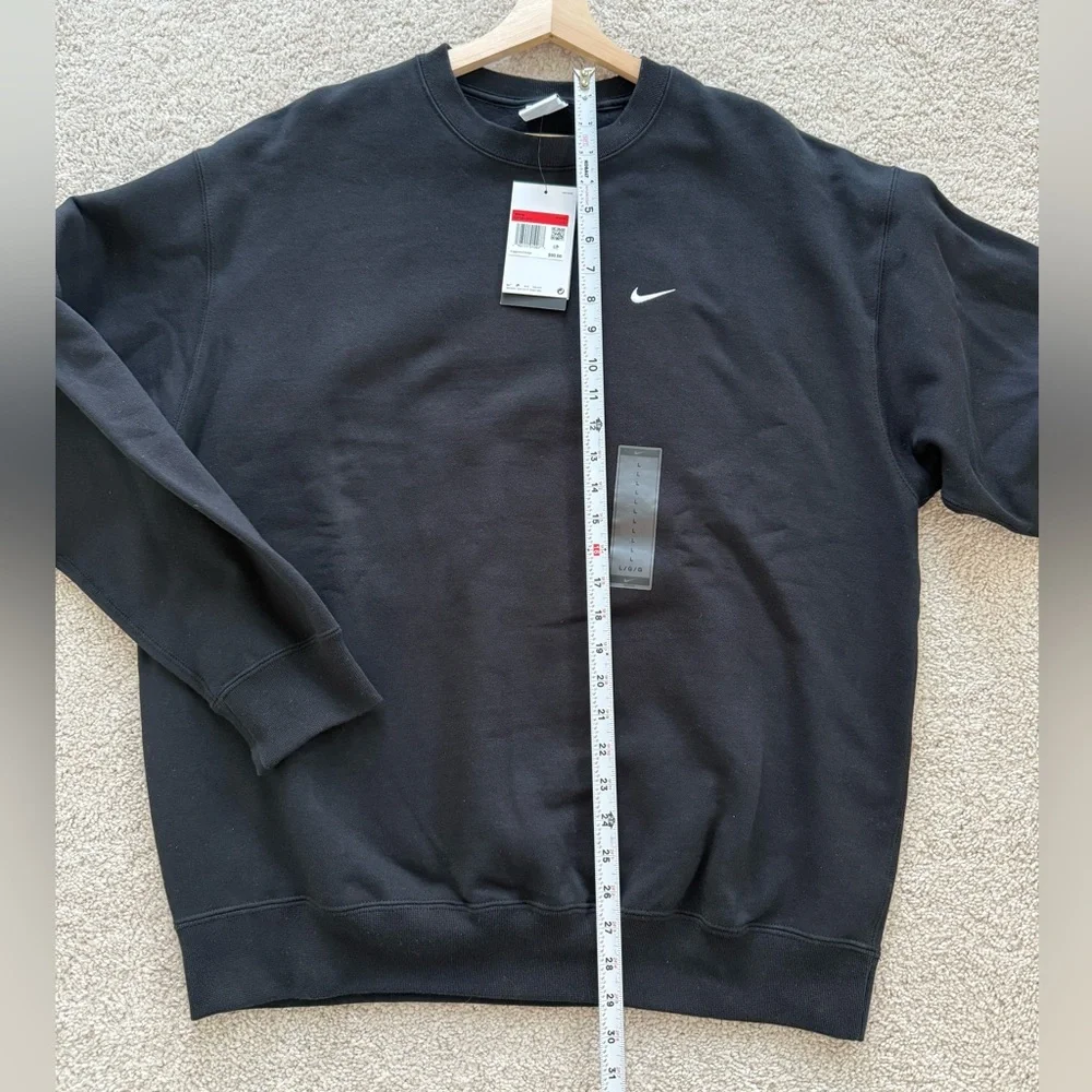 NWT Nike Men's Crewneck Sweater - Black - Picture 3 of 7